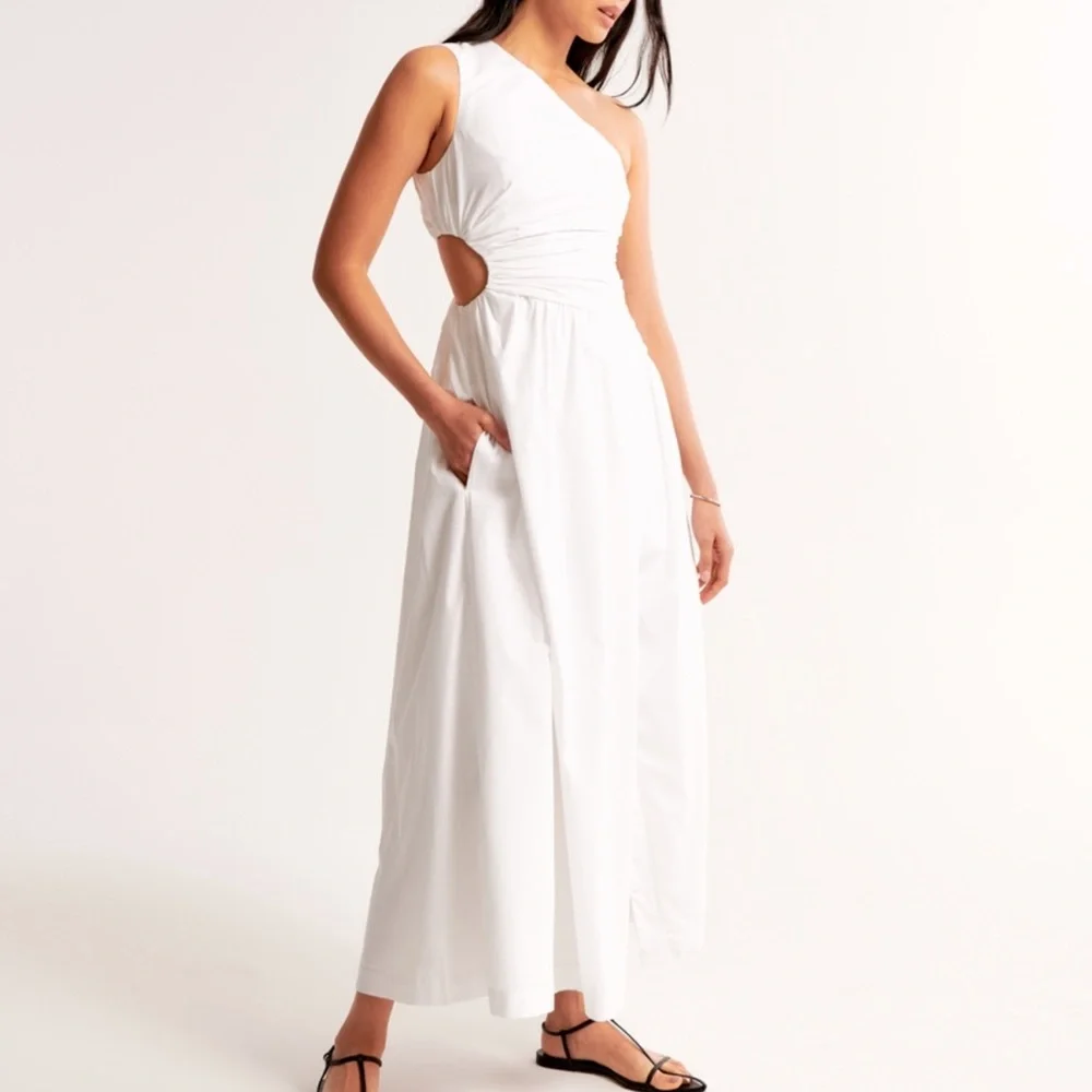 NWOT Abercrombie & Fitch One Shoulder Cutout Maxi Dress